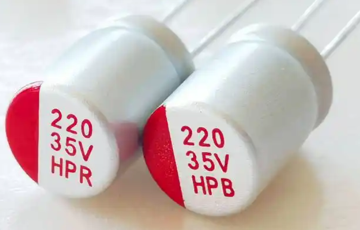 固態(tài)電容的性能特點有哪些？